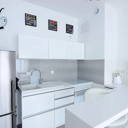 Victus Apartamenty, Cadena 3 公寓